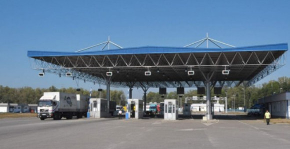 Granična policija na prelazu Rača zaustavila Dodikovu kolonu