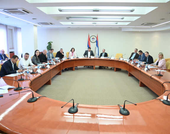 Režim u Srpskoj traži spas u opozicionim poslanicima