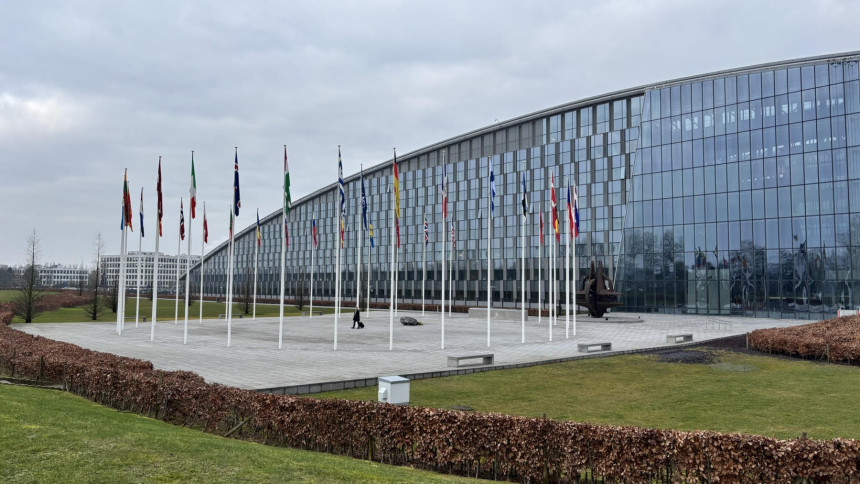 САД се противе позивању Зеленског на самит Алијансе