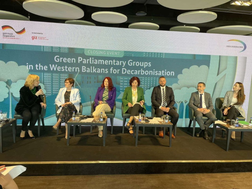 Nešković na regionalnom skupu u Podgorici