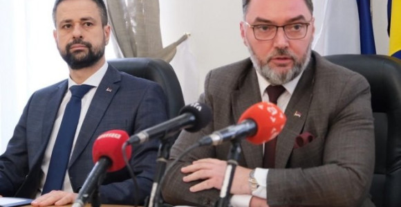 Dom naroda PSBiH 19. maja o smjeni Košarca i Amidžića