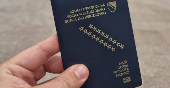 Pripadnici kavačkog klana dobijali pasoše u Banjaluci, Brčkom...