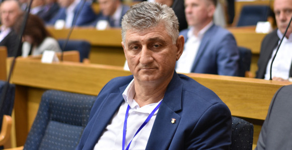 Sramno ponašanje Mazalice prema ljudima iz Dervente