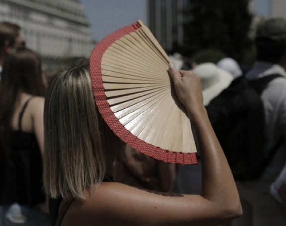 Padaju rekordi u Kini, izmjereno preko 40 stepeni