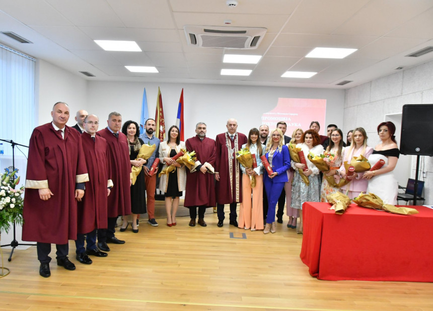 U I. Sarajevu promovisano 17 doktora nauka