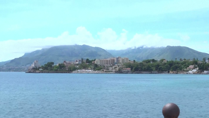Italija: Buldožer usmrtio ženu tokom radova na plaži