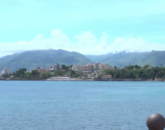 Italija: Buldožer usmrtio ženu tokom radova na plaži