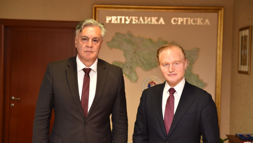 Raskrinkana još jedna prevara režima u Srpskoj: Advokat lažno predstavljen kao izaslanik Trampove administracije