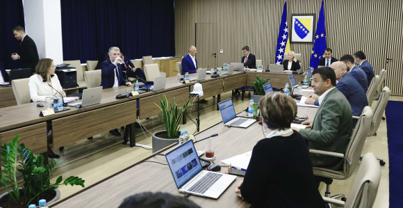 Случај "Вијадукт": СНСД министри се праве да спавају