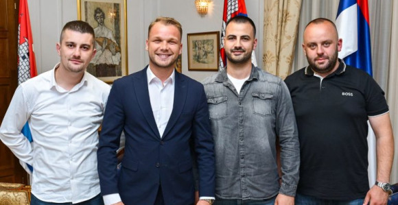 Gradonačelnik ugostio heroje koji su spasili dječaka