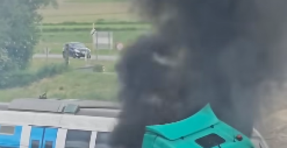 Stravičan sudar u Austriji, vozila se zapalila (VIDEO)