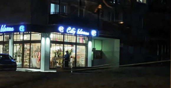 Žena preminula nakon pada sa petog sprata zgrade