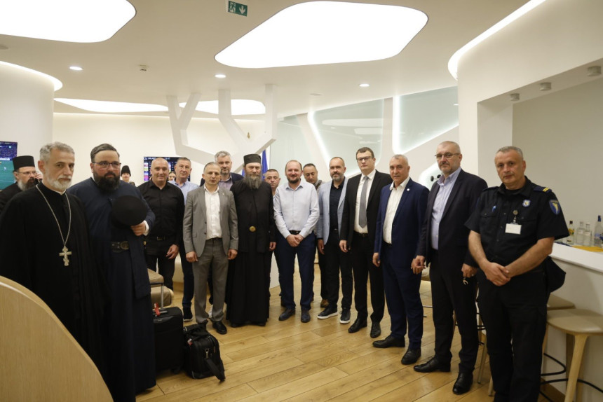 Svečani doček igumanu Metodiju sa Hilandara