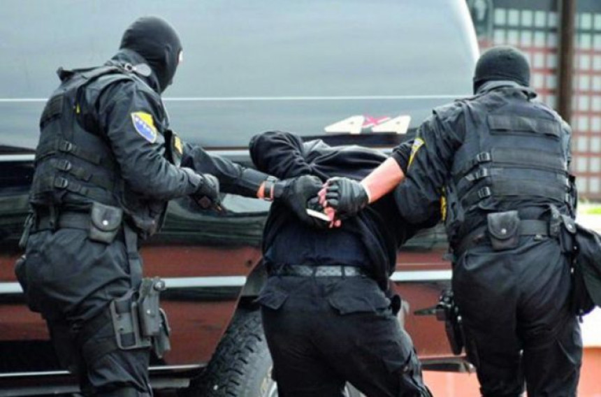 Zašto se političari koji kradu i varaju ne hapse i ne osuđuju?