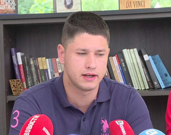 Nakon sastanka sa Vučićem sutra odluka o štrajku glađu