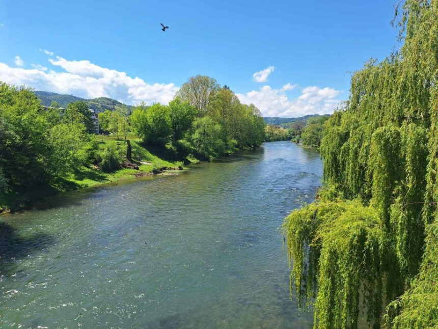 I danas sunčano i vrlo toplo, očekuje se 35 stepeni