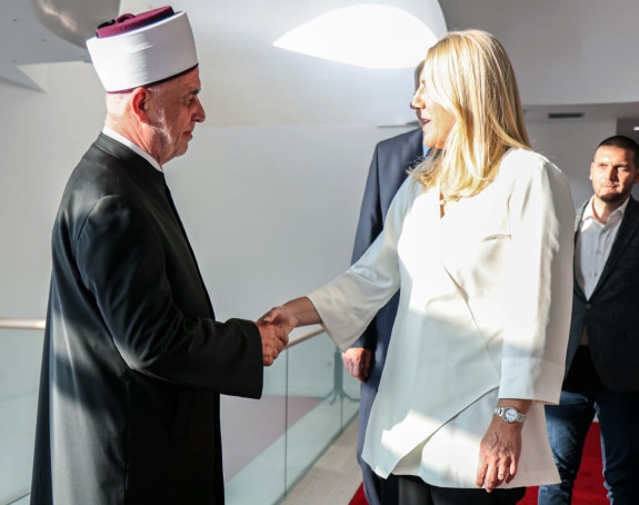 Željka Cvijanović na bajramskom prijemu kod reisa Kavazovića