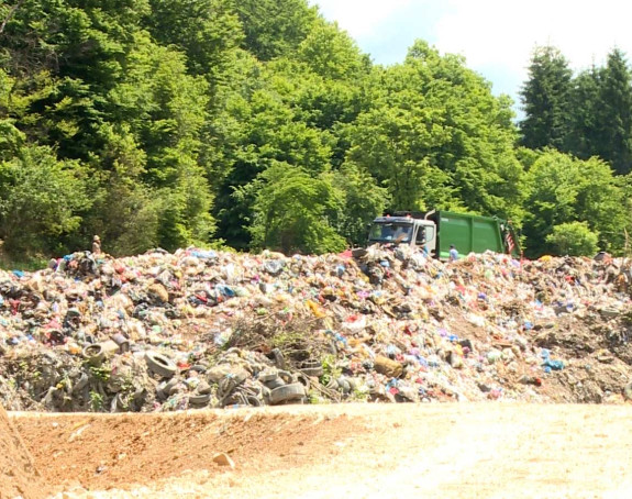 Zašto vlast ćuti nakon ekološke katastrofe u naselju kod Vlasenice?