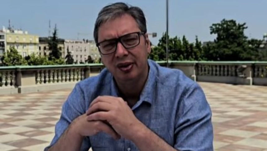 Вучић позвао на разговор све који другачије мисле