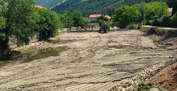 Trebinje: Isušenjem rijeke nastao pomor podvodnog svijeta