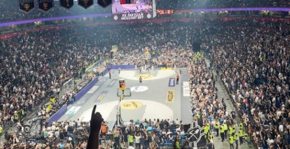 Partizan deklasirao ekipu Budućnosti u prepunoj Areni