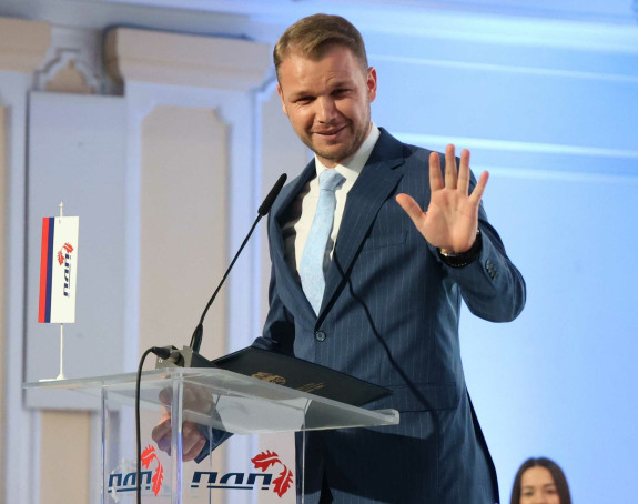 Пожар који је раније захватио ИРБ очигледно још тиња