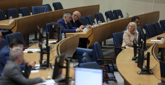 Usvojene izmjene zakona: Veće kazne za korupciju