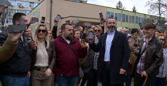 Sistemsko gušenje slobode govora, 206 krivičnih prijava za klevetu