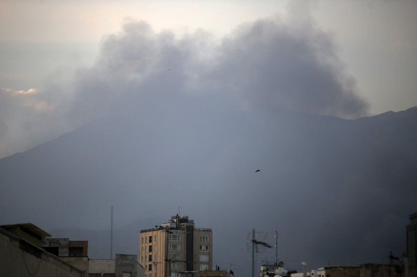 Izrael pogodio zgradu iranske državne televizije
