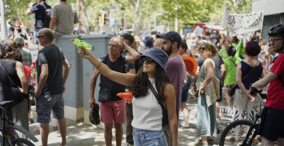 Španci prskali turiste vodenim pištoljima, evo i zašto