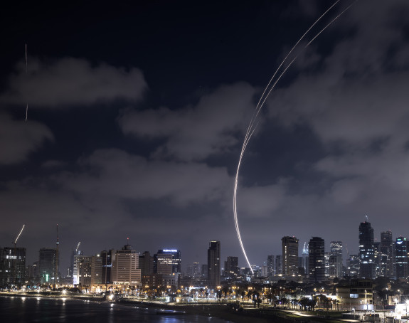 Иран упозорио Израел да евакуише сједишта ТВ канала