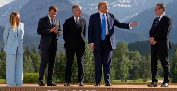 Tramp: Makron nema pojma zašto sam napustio samit