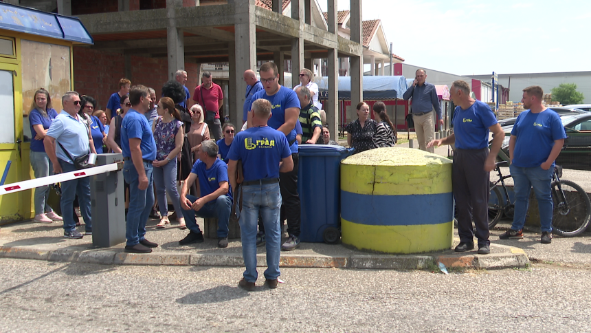 Štrajk u AD "Gradu": Radnici traže plate i doprinose
