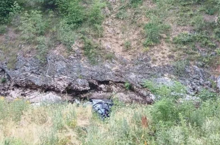 Detalji nesreće u Istočnom Sarajevu: Poginuli majka i beba