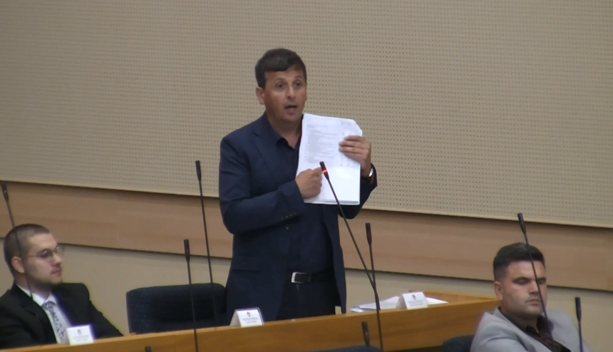 Стевандић изгубио компас: Изнио монструозне оптужбе