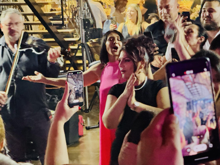 Сања Малетић прославила рођендан дјетету које је добила у 52. години