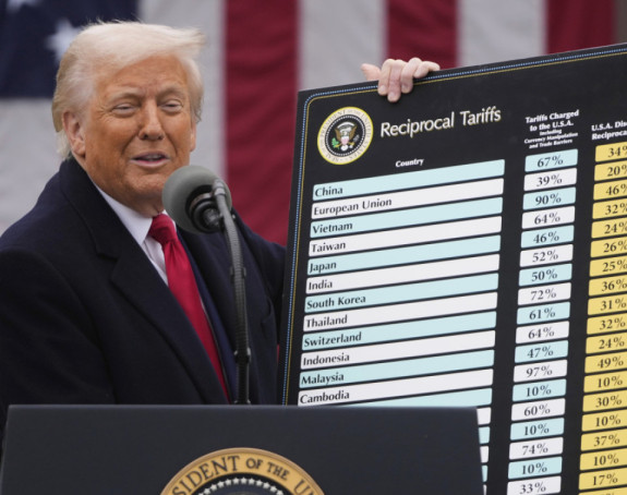 ЕУ може да прихвати Трампову увозну царину од 10 одсто