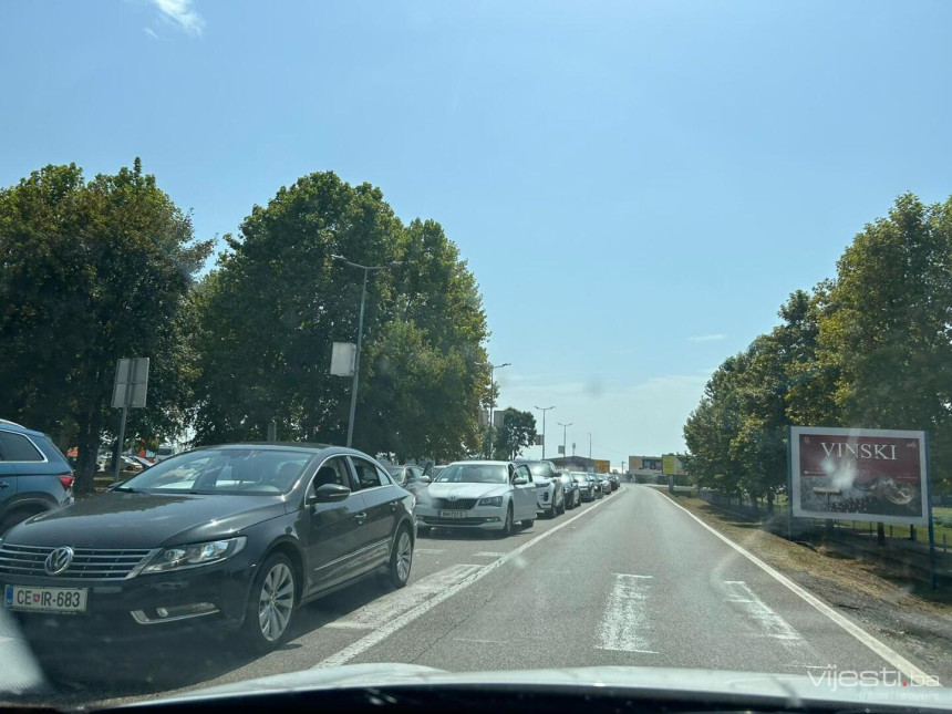 Због радова на путевима могуће гужве широм БиХ