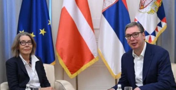 Vučić i ambasadorka Danske o regionu i situaciji u Srbiji