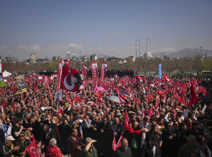U Turskoj uhapšena trojica opozicionih gradonačelnika