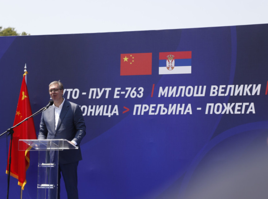 Vučić poručio da će država zavesti red i sačuvati svakoga