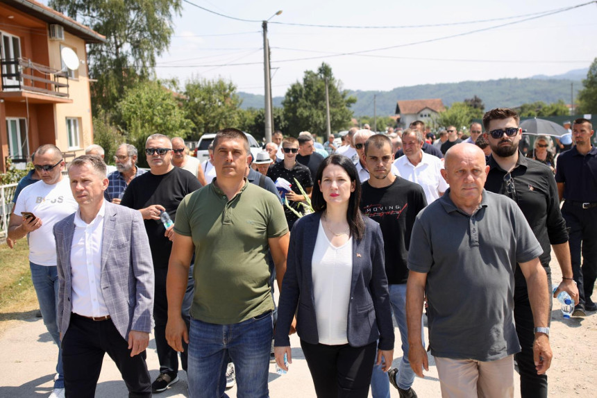 Trivić: Nevine žrtve su ugrađene u temelj Srpske