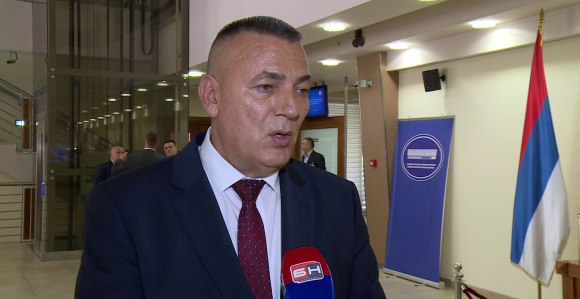 Rankić slupao službeno vozilo, zapisnika nema
