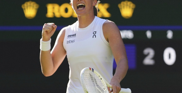 Poljska teniserka Iga Švjontek šampion Vimbldona