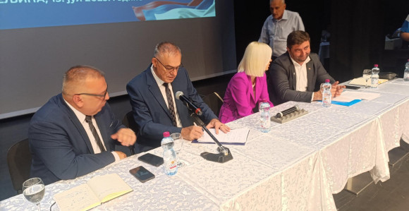 Milan Miličević podnio neopozivu ostavku na mjesto predsjednika Srpske demokratske stranke