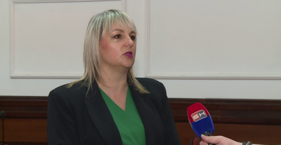 Dok prodaju institucije Srpske, ne rade ništa da sačuvaju narod