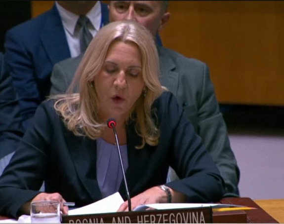 Нове тврдње из Вашингтона: Американци разговарају са Цвијановићевом да замијени Додика