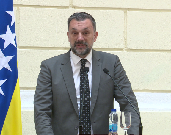 POSKOK istražuje Konakovića: Sumnjiva podjela 600.000 KM