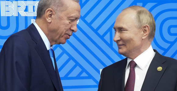 Erdogan i Putin telefonski razgovarali o Ukrajini i Siriji