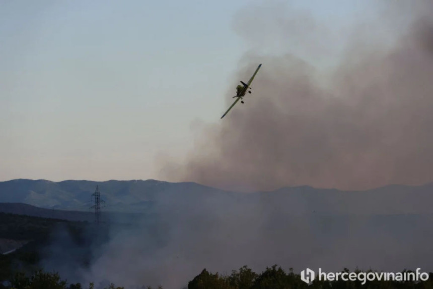 Gori južno od Mostara, u pomoć stigao i Air Tractor